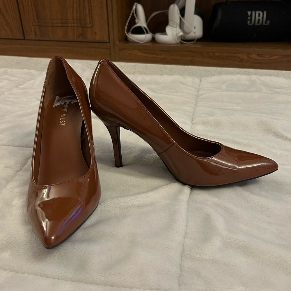 Nine West Glossy Brown Heels